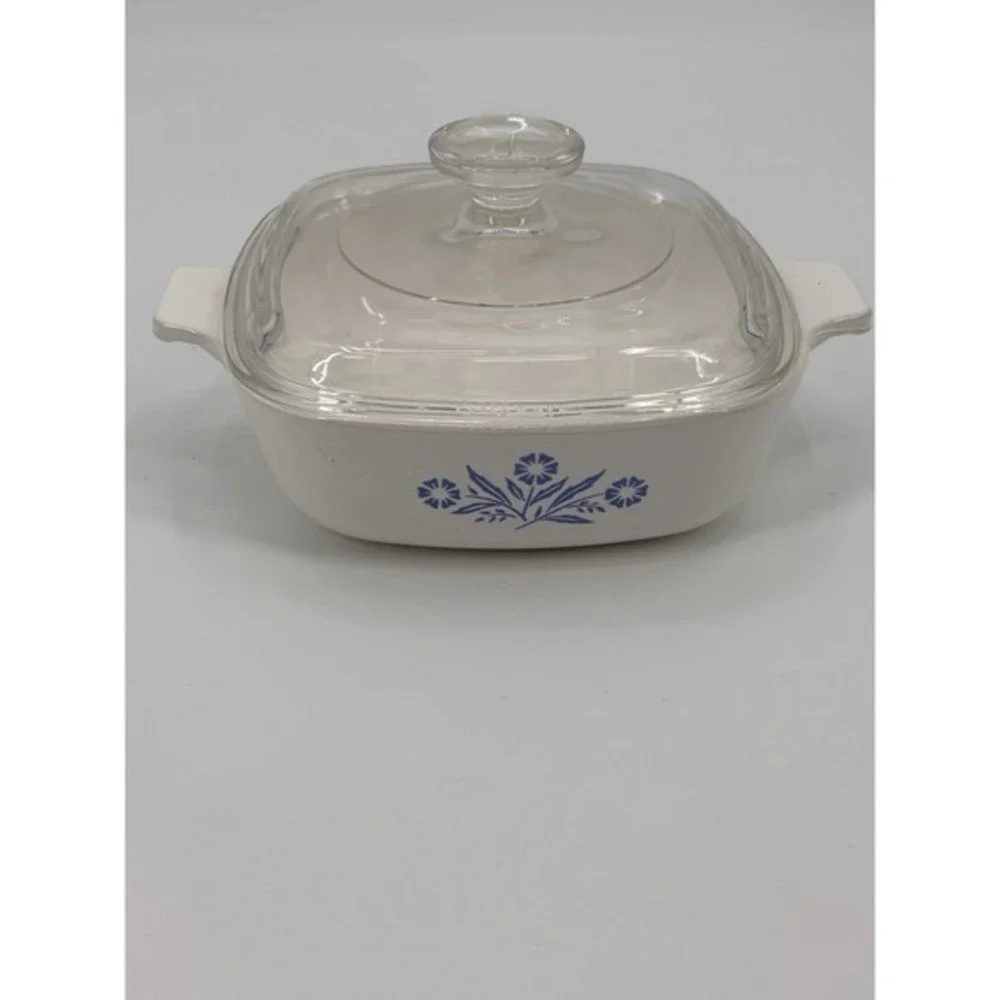 Vintage Corning Ware Blue Cornflower P-1-B, 1QT CASSEROLE DISH with‎ glass lid